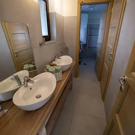 بيت للعطل Kisduna Garden Vendeghaz Szigetszentmárton