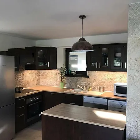 Kisduna Garden Vendeghaz بيت للعطل Szigetszentmárton