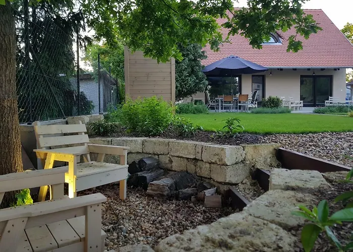 Kisduna Garden Vendeghaz * Szigetszentmarton